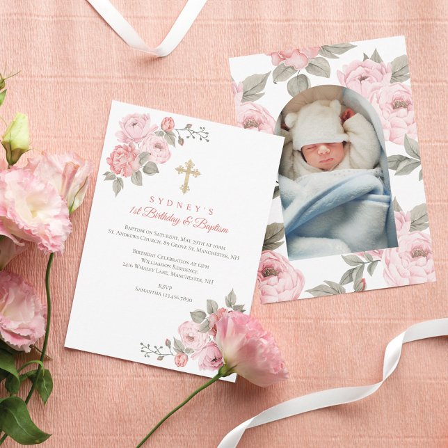 Invitación El bautismo de primer cumpleaños del bebé de la Cr (Pink Peony Gold Cross Baby's 1st Birthday Baptism Invitation)