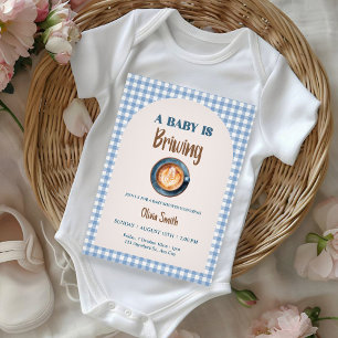 Invitación El bebé está preparando café Baby Shower Blue Ging