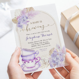 Invitación El bebé floral Boho Purple Lilac se está preparand