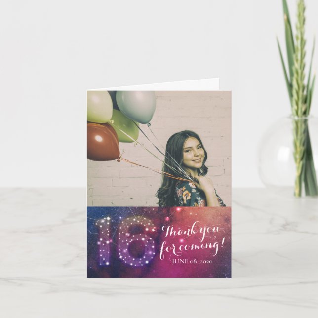 Invitación El cumpleaños del dulce 16 le agradece las (Anverso)