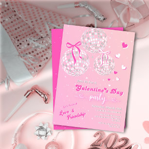 Invitación El día de Galentine en disco de bola de plata rosa