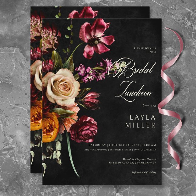 Invitación El elegante oscuro almuerzo de la novia floral del (Dark Elegant Black Autumn Floral Bridal Luncheon Invitation)
