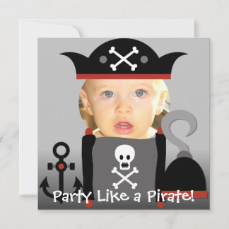 Invitación El fiesta del muchacho de los piratas como un