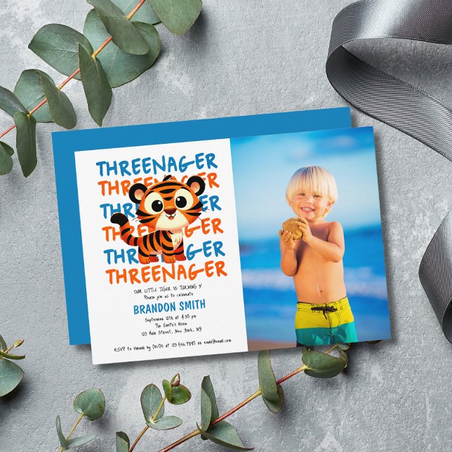 Invitación El niño del tercer cumpleaños, el adolescente del  (Cute Tiger Threenager Boy 3rd Birthday Party Photo Invitation
)