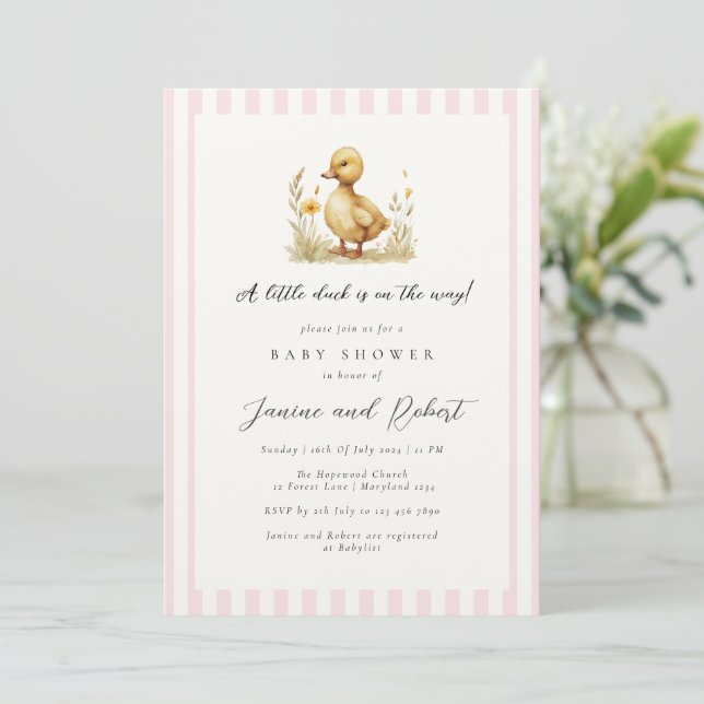 Invitación El pato rosado Pastel está en camino a Baby Shower (Anverso de pie)