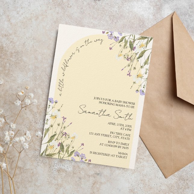 Invitación El pequeño Chica de flores silvestres Baby Shower  (A Little widlflower Is on the Way, beautiful girl baby shower invitation)