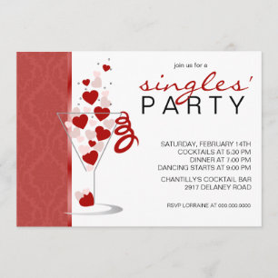 Invitación El vidrio de cóctel del corazón escogió la