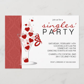 Invitación El vidrio de cóctel del corazón escogió la
