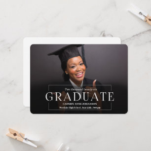 Invitación Elegancia simple clase fotográfica de graduación 2