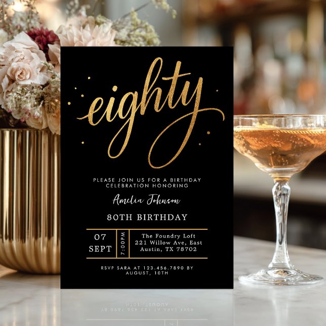 Invitación Elegant Black & Gold Script Eighty 80th Birthday (Celebrate eighty in elegant style with this luxurious black and gold invitation.)