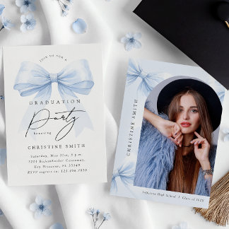 Invitación Elegant Blue Bow Graduation Photo Invitation