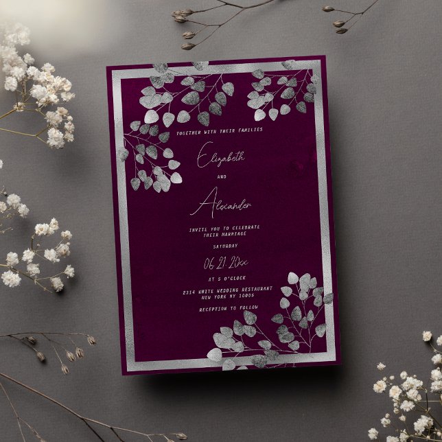 Invitación Elegant burgundy silver eucalyptus leaf wedding (Elegant burgundy silver eucalyptus leaf wedding)