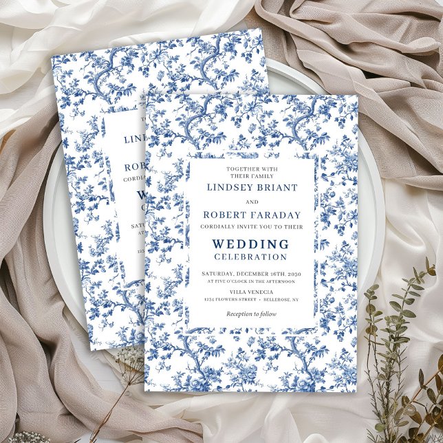 Invitación Elegant Dusty Blue Toile Floral Wedding Invitation (Elegant Dusty Blue Toile Floral Wedding Invitation)