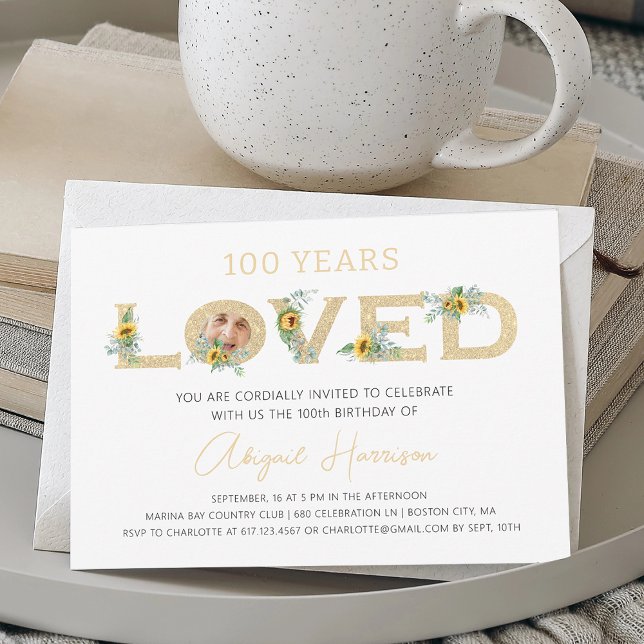 Invitación Elegant Gold 100 Years Loved Photo Birthday Party (Elegant Gold 100 Years Loved Photo Birthday Party Invitation)
