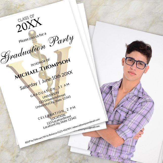 Invitación Elegant Gold Veterinary Graduation Party | Photo (Subido por el creador)