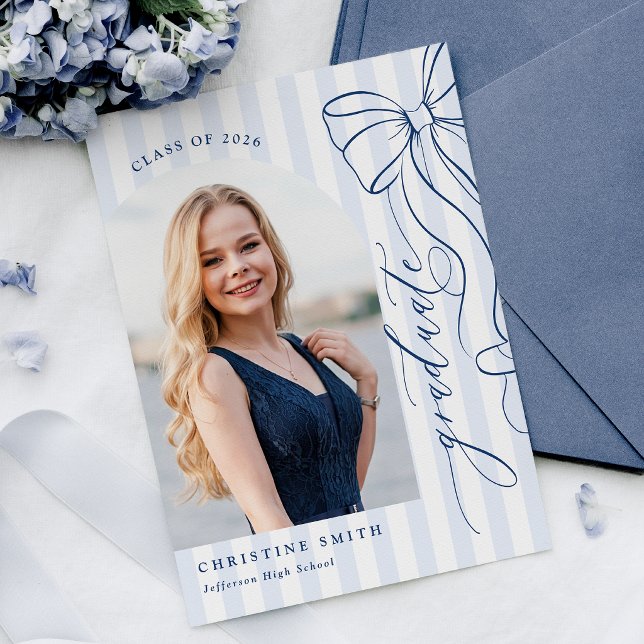 Invitación Elegant Navy Blue Graduation Invitation (Subido por el creador)