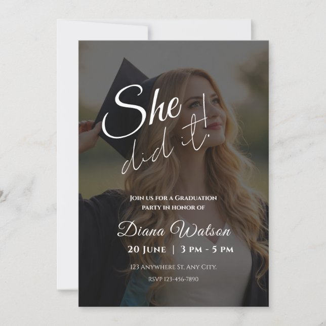 Invitación Elegant Script Photo Graduation Party Invitation (Anverso)