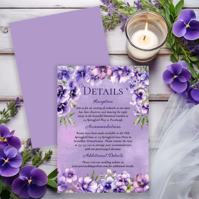 Invitación Elegant Violet Floral Wedding Details (Elegant violet florals for a refined and timeless wedding details card.)