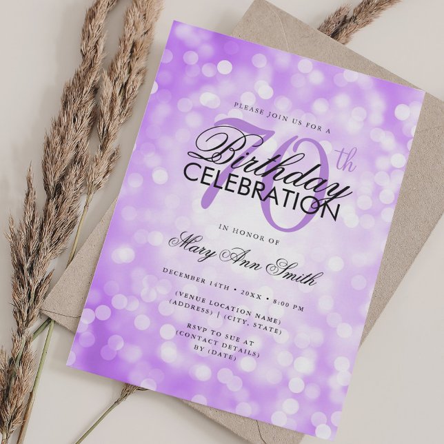 Invitación Elegante 70 cumpleaños Glam Purple Shimmer luz (Elegant 70th Birthday Glam Purple Shimmer Light Invitation)