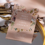 Invitación Elegante acuarela floral rosa pálido dulce 16<br><div class="desc">Elegante acuarela otoño floral Sweet 16 invitación en tonos rosa pálido y crema. Por favor,  contáctame si necesitas artículos adicionales.</div>