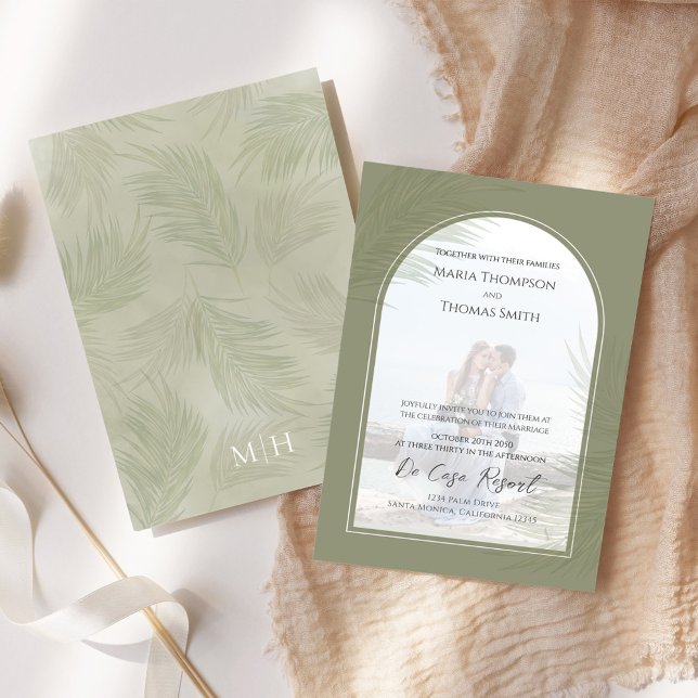 Invitación Elegante arca fotográfica Boho Palm deja Boda (Elegant palm leaves photo wedding invitation.)
