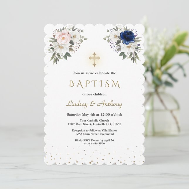 Invitación Elegante Baptismo de flores azules rosas gemelas (Anverso de pie)
