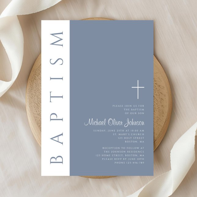 Invitación Elegante Baptismo Moderno Dusty Blue Cross (Elegant Modern Dusty Blue Cross Baptism Invitation)
