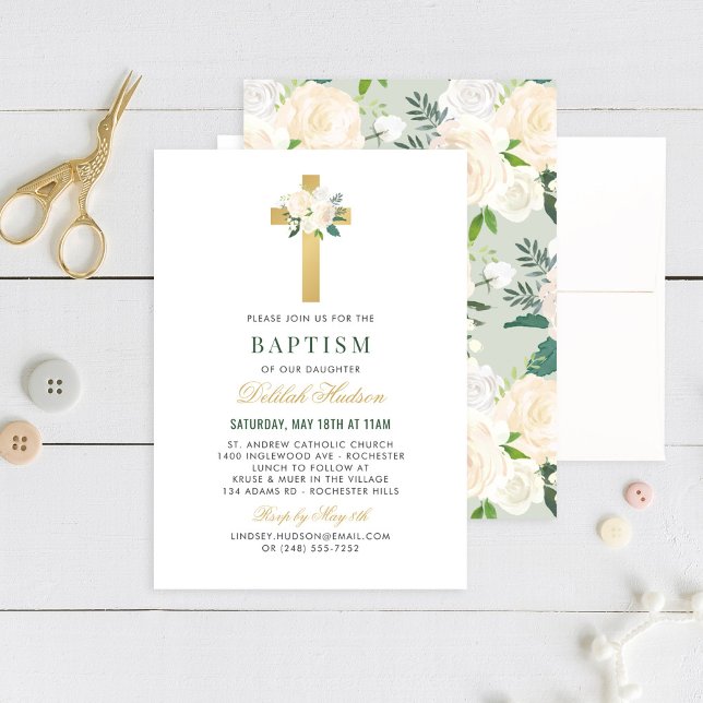 Invitación Elegante bautismo Chica de cruz floral de oro verd (Subido por el creador)