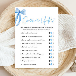 Invitación Elegante Blue Bow Over o Under Bridal Shower Game
