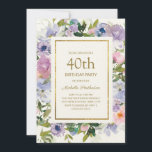 Invitación Elegante Blue Purple Floral Gold 40 cumpleaños<br><div class="desc">Elegante y polvorienta color azul y morado floral de las mujeres de 40 años de fiesta con hojas verdes y marco dorado. El texto es completamente personalizable,  por lo que esta tarjeta se puede cambiar por cualquier edad.</div>