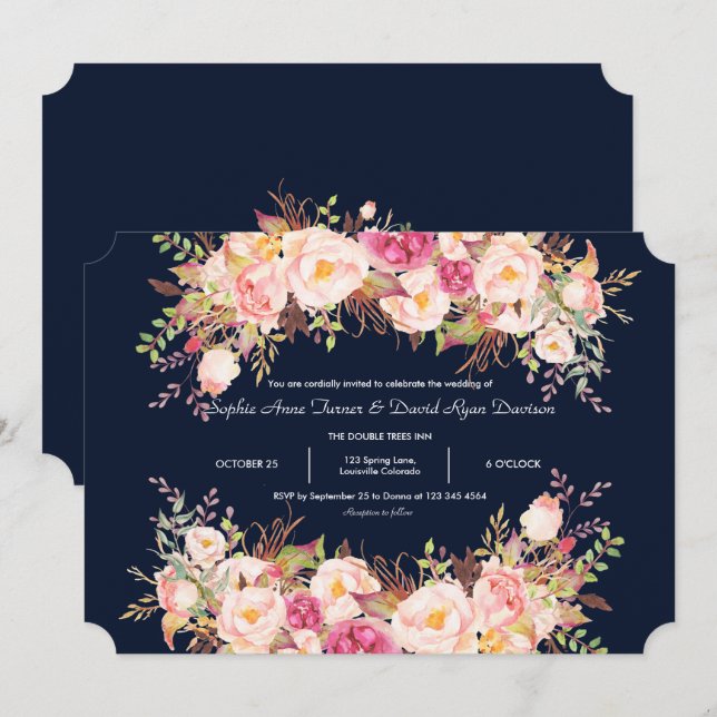 Invitación Elegante Boda azul de la marina de flores rosadas  (Anverso / Reverso)