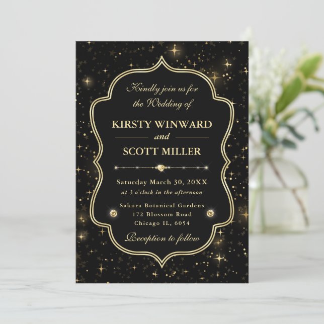 Invitación Elegante Boda Celestial Estrellada de Negro y Dora (Anverso de pie)