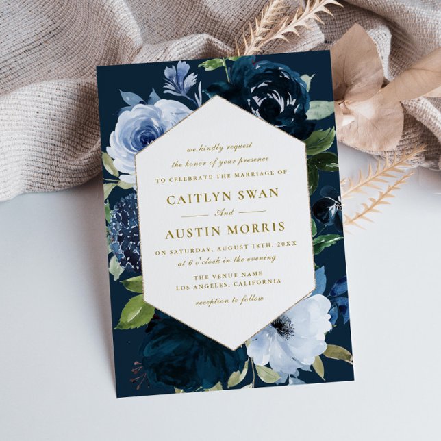 Invitación Elegante boda de flores azules de la Marina (Subido por el creador)