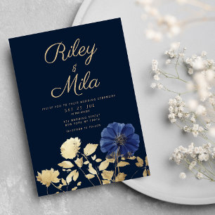 Invitación Elegante Boda de flores de follaje dorado azul mar