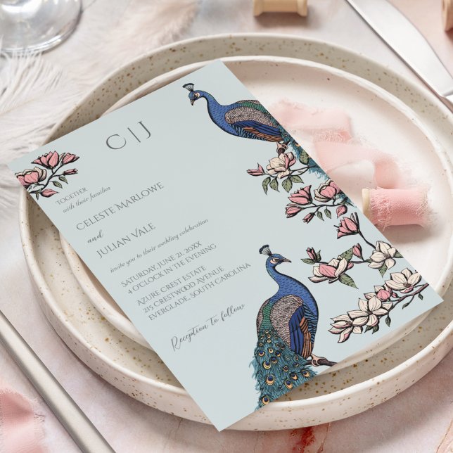 Invitación Elegante Boda de pavo real floral azul (Rustic Soft Blue Wedding Invitations. Hand-Drawn Blue & Teal Peacocks Perched on Magnolia Branches.)