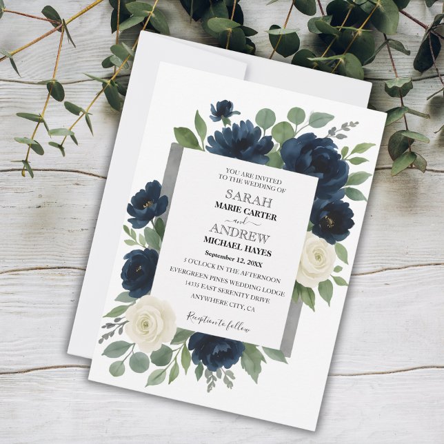 Invitación Elegante Boda floral azul de la marina y marfil (Elegant Navy Blue & Ivory Floral Wedding Invitation)