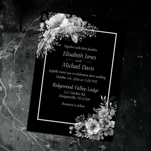 Invitación Elegante Boda Gótico Moderno Blanco Y Negro (Monochromatic palette embodies mystery & sophistication for your Gothic Halloween wedding.)