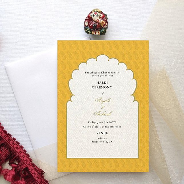 Invitación Elegante boda indio en arco amarillo Haldi Ceremon (Subido por el creador)