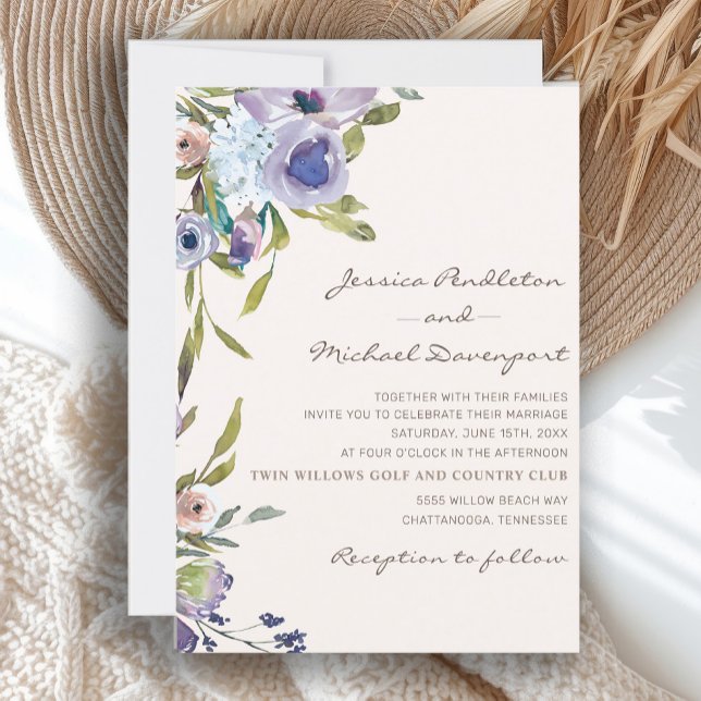 Invitación Elegante Boda Lilac Purple Dusty Blue Floral (Dusty blue and purple boho-style watercolor floral wedding invitation)