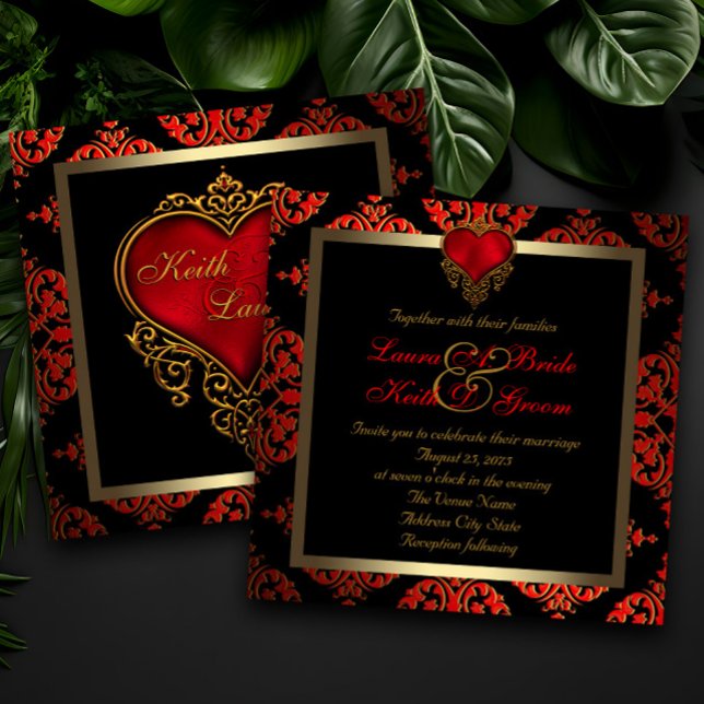 Invitación Elegante boda roja, negra y dorada (Dramatic red, black and gold wedding invitation with red and gold heart.)