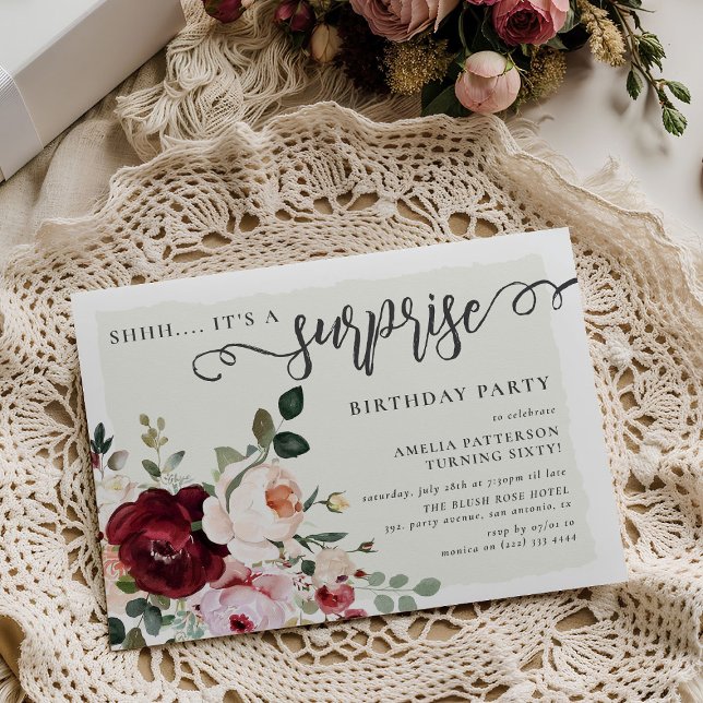 Invitación Elegante Borgoña y Rubor Floral Surprise Cumpleaño (Subido por el creador)