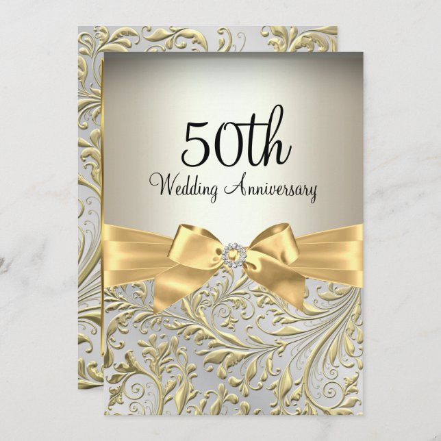 Invitación Elegante Bow de Oro y Floral Swirl 50 Aniversario (Anverso / Reverso)