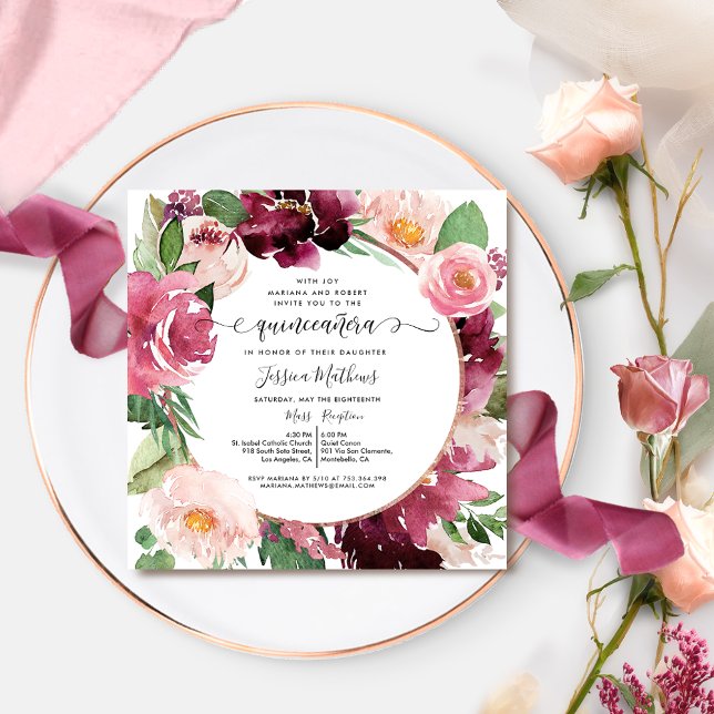 Invitación Elegante Burgundy Rubor Floral Rosa Quinceanera (Subido por el creador)