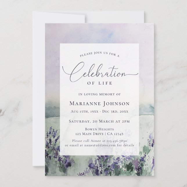 Invitación Elegante celebración de la vida con flores moradas (Anverso)