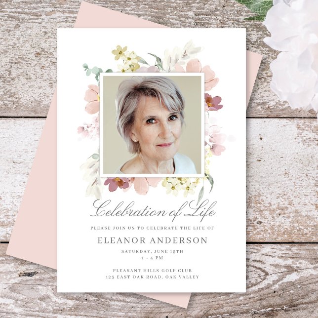Invitación Elegante celebración floral de la foto conmemorati (Subido por el creador)