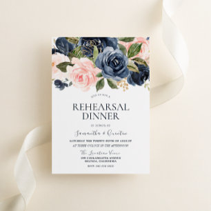 Invitación Elegante cena de ensayo azul de la marina y rosa d