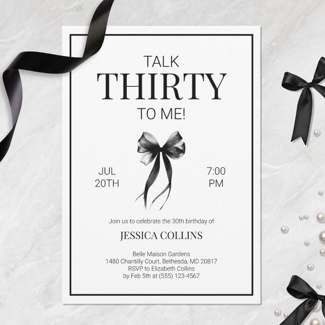 Invitación Elegante charla en blanco y negro 30 para mí cumpl (Elegant Black and White Talk 30 to Me Birthday Invitation)