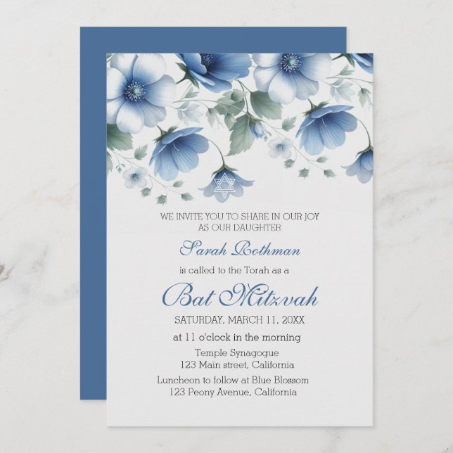 Invitación Elegante Chica Floral Azul Bat Mitzvah (Anverso / Reverso)