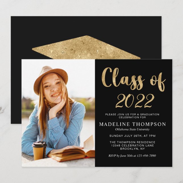Invitación Elegante clase de oro negro de Gorra de graduación (Anverso / Reverso)