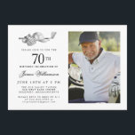 Invitación Elegante Classic Golf 70th Birthday Party Photo<br><div class="desc">Elegante invitación de cumpleaños en blanco y negro para un golfista. La parte superior de la invitación está decorada con accesorios de golf: un club de golf, una pelota de golf, un gorra y guantes. La acuarela crea una estética tradicional y clásica. Perfecto para una fiesta de cumpleaños en el...</div>